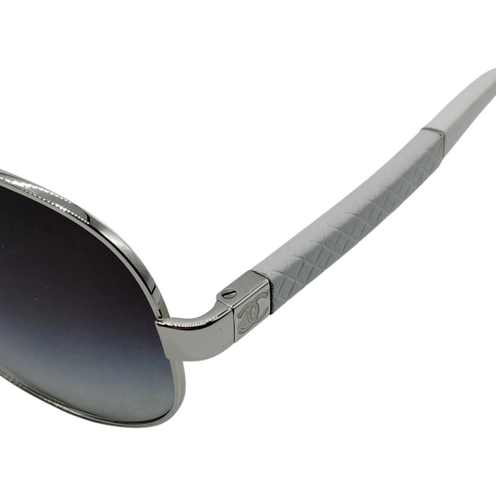 304267BW (S3) Chanel Glasses Silver Leather - Picture 5 of 8